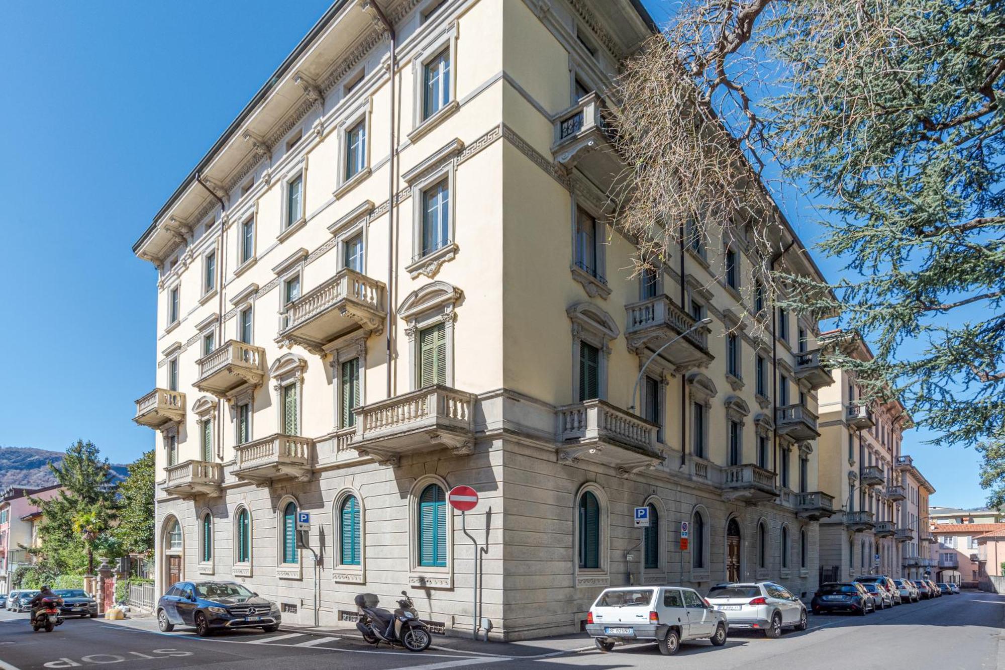 Reggenza Apartment Como